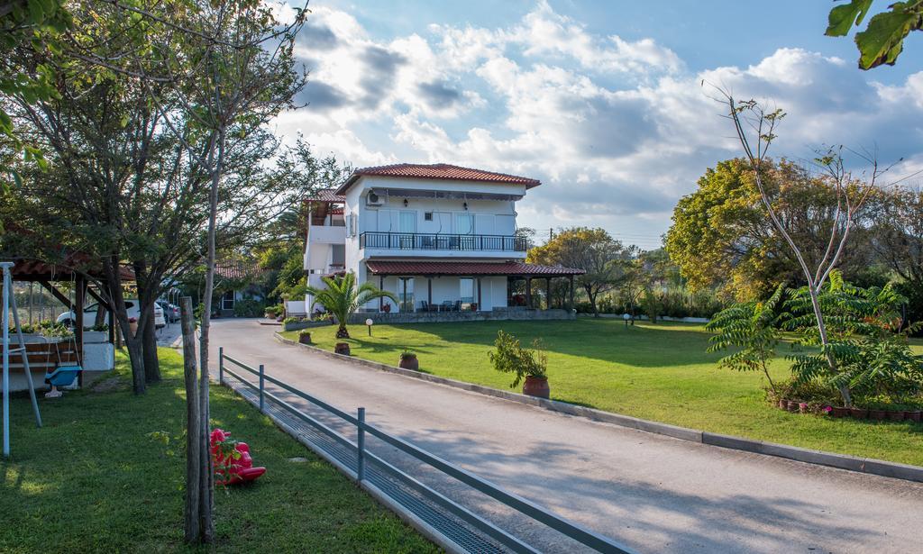 Linaraki & Halkidiki Apartment