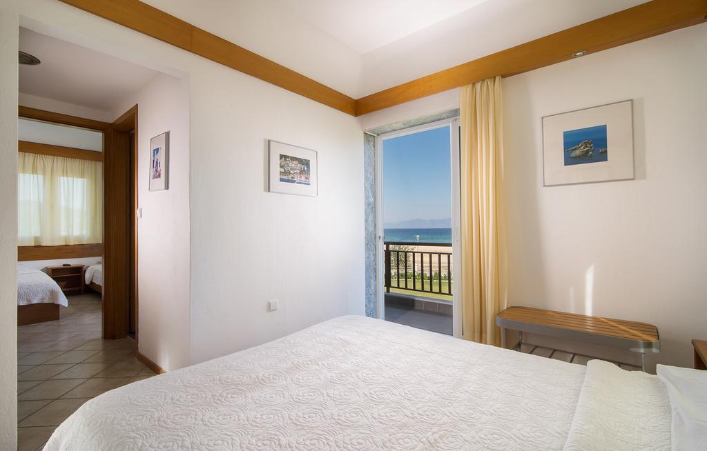 Linaraki & Halkidiki Apartment